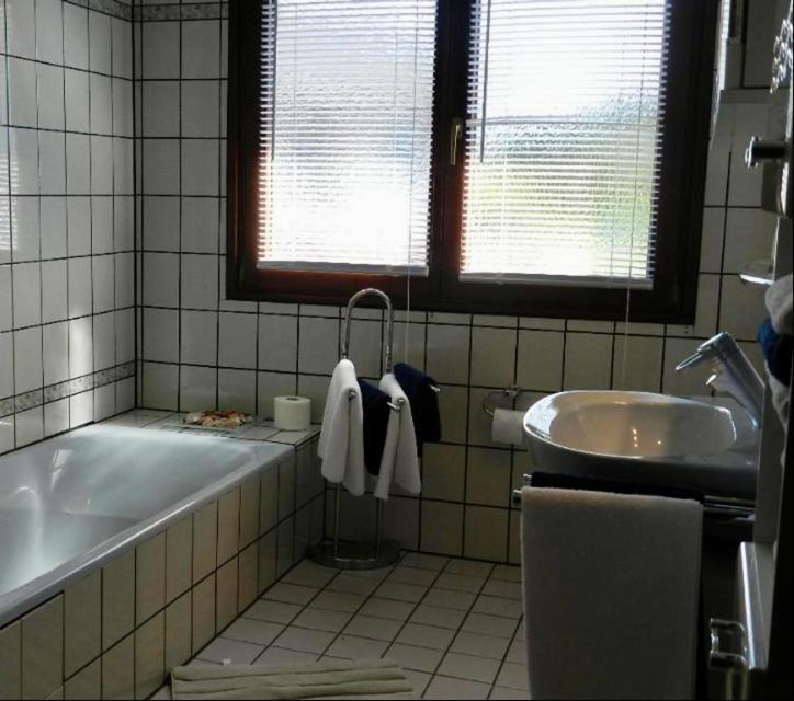 Miniappartement Zini Lindlar Habitación foto
